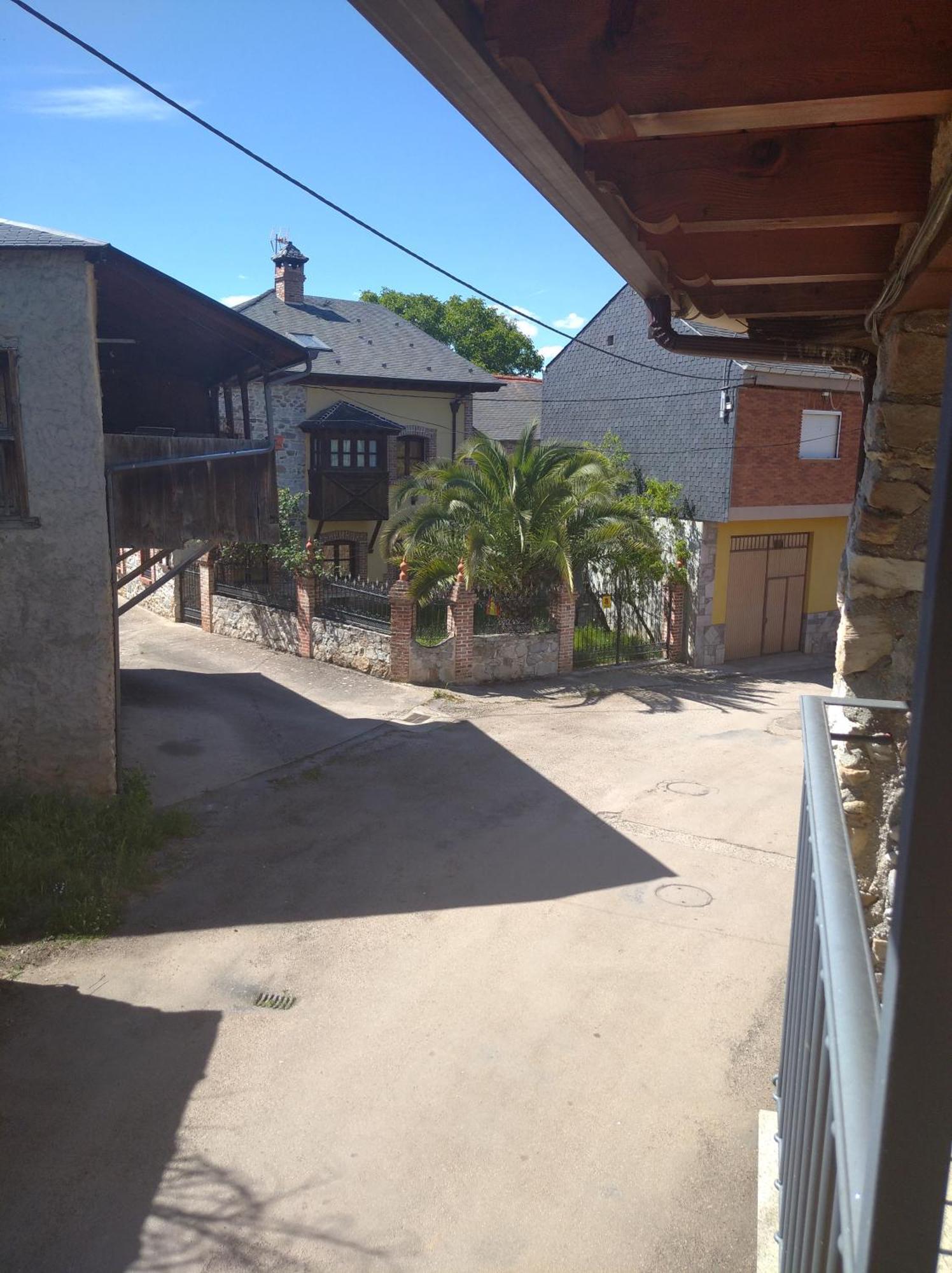 Casa Rural Borrenes Las Medulas エクステリア 写真